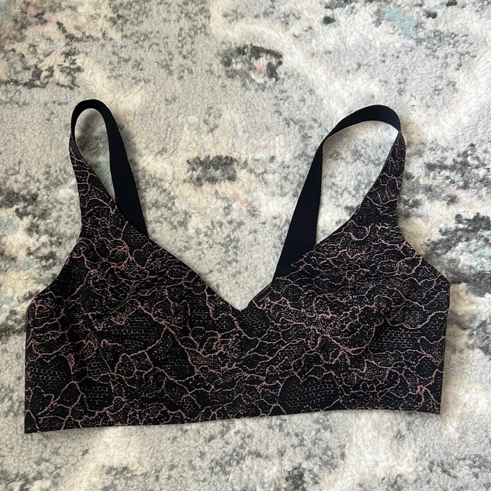 Lululemon Like Nothing Bra 32C